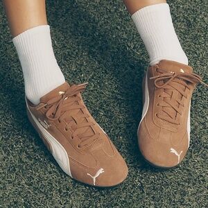 Anthropologie Puma SNEAKERS chocolate